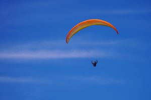 Autrijski paraglajder u Istri pao sa sedam metara visine