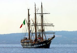 Jedrenjak talijanske mornarice PALINURO stigao u Split: Saznajte sve o ovom 69-metarskom raskošnom brodu