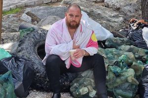 POMOZIMO KARLU Legendarni powerlifter Goran Šimić poručuje:  "Šibenčanin velikog srca treba pomoć ljudi velikog srca!"