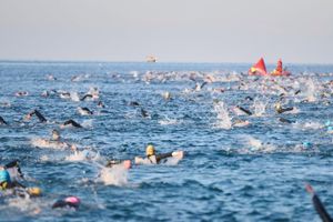 Natjecatelj preminuo na istarskom triatlonu IRONMAN: "Tragedija je uslijedila tijekom plivačkog dijela natjecanja"