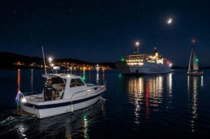 SIGURNOST NA MORU Vodič kroz ključna pravila za izbjegavanje sudara i noćnu plovidbu