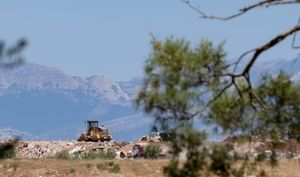 "BOMBA" IZ ZADRA Zatvara se odlagalište otpada Diklo