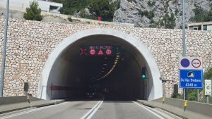 OD DANAS ZATVOREN TUNEL SVETI ILIJA Započinju opsežni radovi na sanaciji odvodnje, promet se preusmjerava na obilaznice