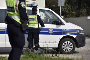 Bez položenog vozačkog vozio po Pazinu - Policija mu oduzela automobil i 'spremila' ga u zatvor