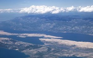 PAG KAO CJELINA Otok će biti izuzet u provođenju Odluke o zabrani napuštanja županije