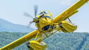 Protupožarni avion Airtractor sletio na pistu bez izvučenog stajnog trapa!