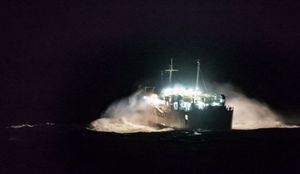 OLUJNO JUGO Veze prema otocima u prekidu, DHMZ izdao upozorenje