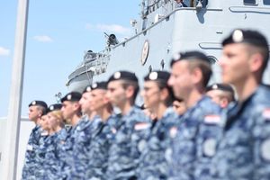 Dvjesto vojnika/mornara potpisalo ugovore o vojničkoj službi