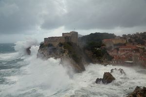 STIŽE CIKLONA “BELLA” Izdano specijalno priopćenje Državnog meteorološkog zavoda