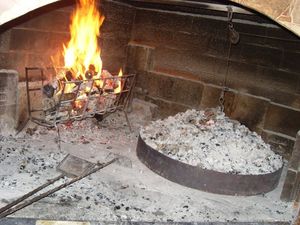 JEDNOSTAVNI DOMAĆI RECEPTI Pečenje ispod peke ili sača