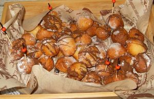 RECEPTI ZA BADNJAK Domaće fritule s kvascem i praškom za pecivo