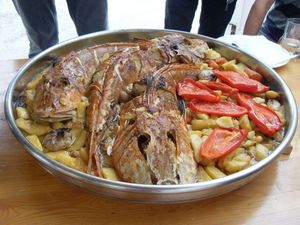 Jednostavni domaći recepti: Kokot ispod peke