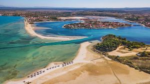 Nin suzbio nered na plažama jer se riješio privatnih koncesionara