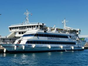 Započela prodaja karata za brzobrodske linije u 2022. godini