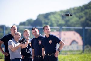 Teleoperater raspisao poziv za donaciju deset dronova vatrogasnim društvima