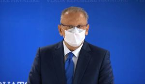 BOŽINOVIĆ: “Nema popuštanja mjera, produžujemo ih do 31. siječnja”