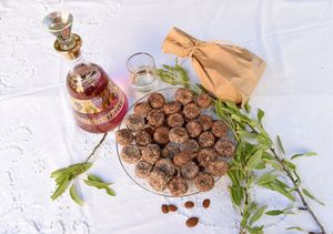 Šibenski običaj za Dan Mrtvih i blagdan Svih svetih – Darivanje cura favetama