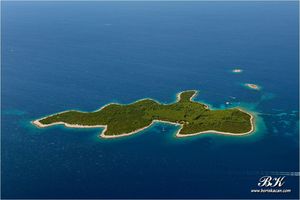 Jedna osoba ozlijeđena u sudaru brodica kod Proizda