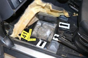 KRIJUMČARILI 73 PAKETA MARIHUANE Dubrovačka policija uhitila dva Srbina na graničnom prijelazu