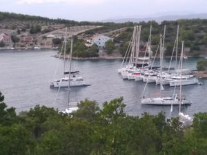 MEDIJSKI PRITISAK SE ISPLATIO Stanovnici hvarske uvale: ‘Prodisali smo napokon’