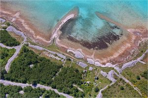 SPAŠAVAO IH HGSS Dvojica muškaraca usred noći pokušala prepješačiti krški kamenjar