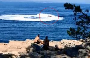 KUPAČI U STRAHU: “Poljak došao s jet skijem do Hvara i ne prestaje divljati, pa kome se obratiti?”