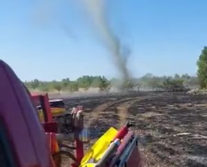 VIDEO Drniški vatrogasci na terenu bježali pred pijavicom