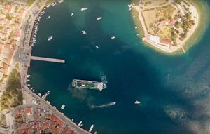 VIDEO S VISA Pogledajte kako Petar Hektorović uplovljava i isplovljava iz luke