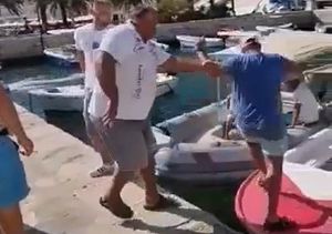 Nelojalna konkurencija taksista i guranje preko reda na benzinskoj uzrok tučnjava na Hvaru?