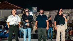 VLADAR UZDIGNUTIH RUKU Tribunj izabrao najboljeg dvojnika Miše Kovača