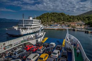 Jadrolinija brzo popunjava mjesta, neke karte se rasprodaju i dan unaprijed!