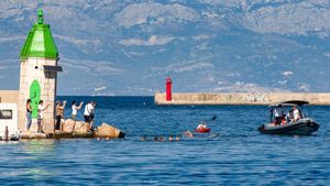 Na Hvaru počeo Maraton dobrote – Skupljaju se sredstva za pomoć udruzi Perle