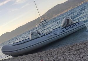 Jedriličarskom klubu iz Kostrene ukraden gumenjak, pa pronađen i vraćen nakon objave na društvenim mrežama