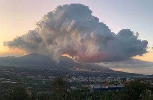 Nova erupcija vulkana na Kanarima, otkazani svi letovi