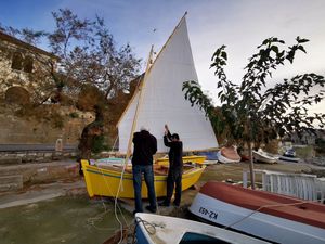 BARAKE PALAGRUŽONE Udruga Palagruža na sv. Nikolu dokumentirala tradicionalne komiške brodove