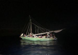 Navala migranata u SAD ne posustaje – Više od 190 Haićana spašeno s pretrpanog plovila