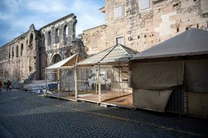 Napreduju radovi na uklanjanju štandova sa splitskog Pazara