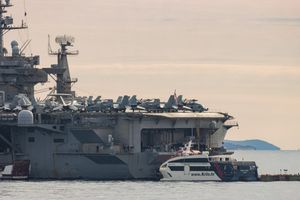 Posada s američkog nosača aviona Harry S. Truman iskrcala se u Split