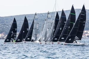 FOTO Četrnaest brodova na startu Cro Melges24 Cupa u Biogradu, u vodstvu domaća posada