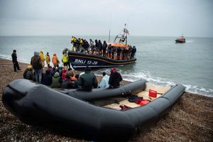 U La Mancheu spašena 202 migranta na putu prema Engleskoj
