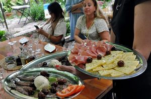 Wine, olive & heritage festival u Jelsi na Hvaru – Savršen prijedlog za produženi vikend na Tijelovo!