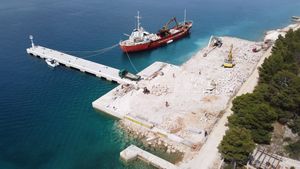 FOTO Kaprije će dobiti novo trajektno pristanište – Najveći dio radova pri kraju