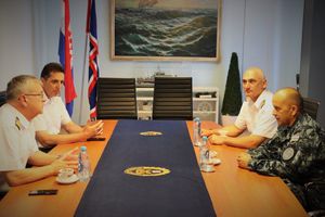 Kapetan korvete Botušić upućen u operaciju „ATALANTA“