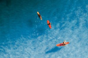 SPAŠENO TROJE DJECE S PUČINE Isplovili na daskama kod Lokve Rogoznice, pronađeni kod Brača!