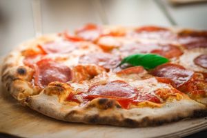 U pekarnici na Hvaru pizzu platili 400 kuna!