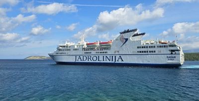 PROBLEM LINIJE 604 Zašto trajekti koji bi trebali mijenjati katamaran za Hvar zapravo ne mogu pristati?