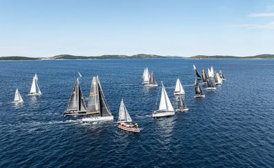 JUBILEJ NA OTOKU KORALJA: Zlarinska regata krstaša po 22. put okuplja najbolje jedriličare