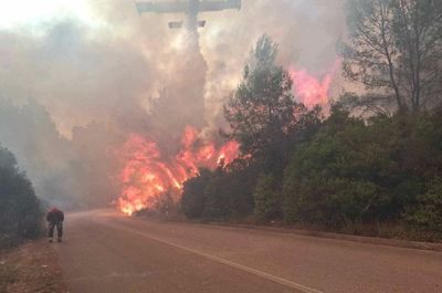 GORI DALMACIJA Izgorjelo preko 650 hektara, 145 intervencija, ozlijeđeni vatrogasci, stigle hitne snage iz unutrašnjosti!