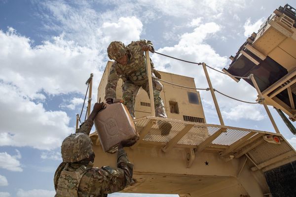 NIŠTA U IRAN, NIŠTA IZ IRANA Američka mornarica: "Blokiramo cijelu obalu Irana, na brodove ćemo upadati"