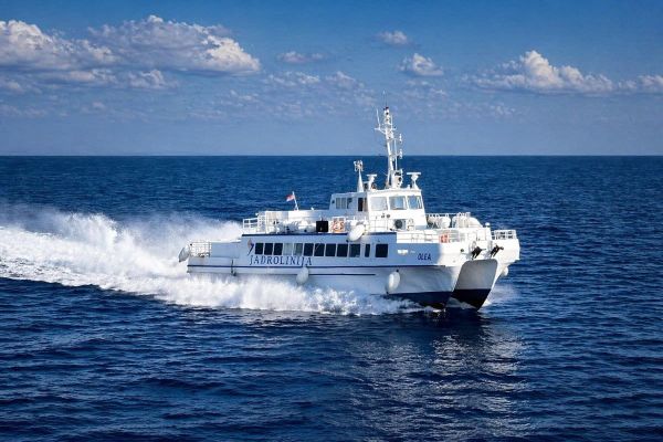 Katamaran po cijeni rabljenog auta: Jadrolinija prodaje 'Oleu' za samo 20.000 eura!